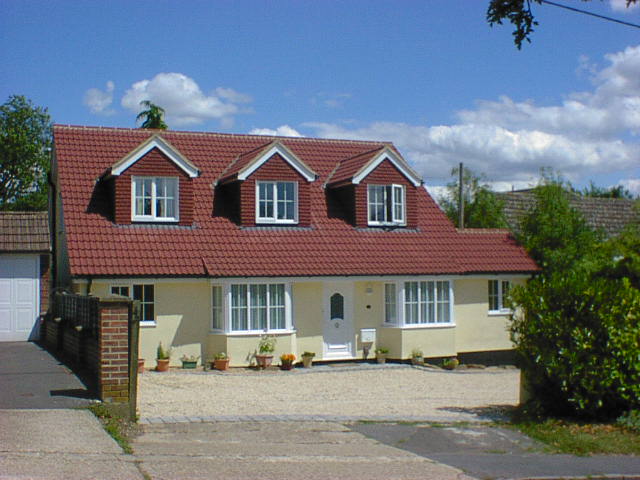 large chalet bumgalow extension marlow bottom